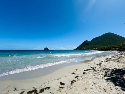 Nearby landmark, Day, Natural landscape, Beach, Mountain view, Sea view