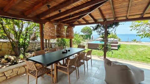 Patio, Day, Garden, View (from property/room), Dining area, Garden view, Pool view, Swimming pool