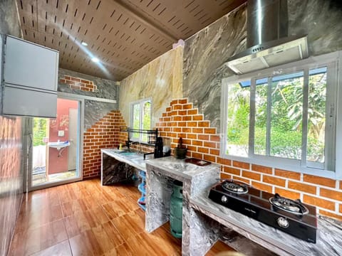 Sky Blue Bungalows Bed and Breakfast in Sala Dan