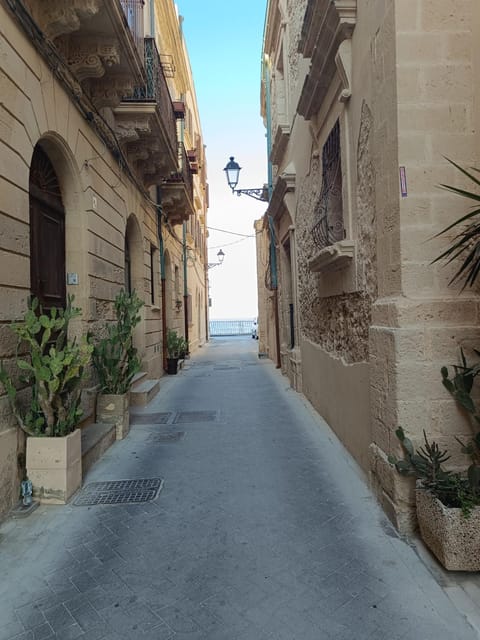 Neighbourhood