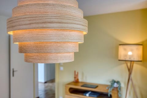 Alta House - Central Ferney and Family-Friendly Apartment in Canton of Geneva