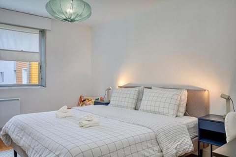 Alta House - Central Ferney and Family-Friendly Apartment in Canton of Geneva