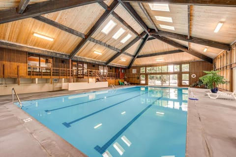 2 Mi to CU Boulder Mtn-View Condo with Pool Access Apartment in Boulder