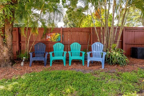 Your Modern South Florida Oasis Comfy and Central Apartment in Fort Lauderdale