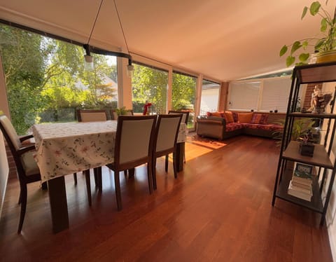 Patio, View (from property/room), Balcony/Terrace, Living room, Seating area, Dining area