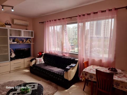 Relax Apartment near the Port Apartment in Vlorë
