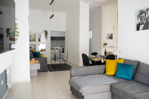 Scugnizzo Apartment CHIAIA Apartment in Naples