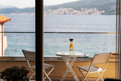 Day, Natural landscape, Balcony/Terrace, Mountain view, Sea view, Drinks