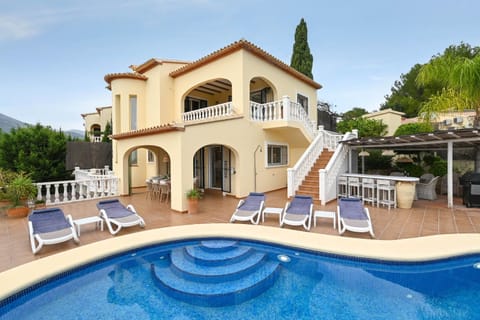 Casa de las Montañas House in Marina Alta