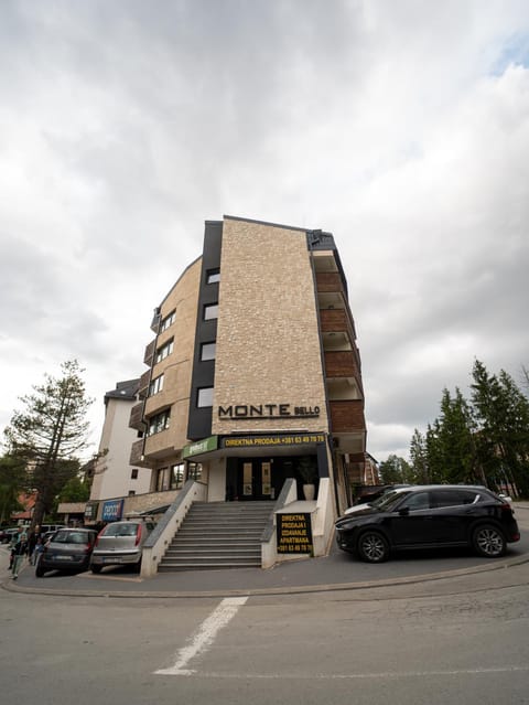 Property building, Day, Location, Parking