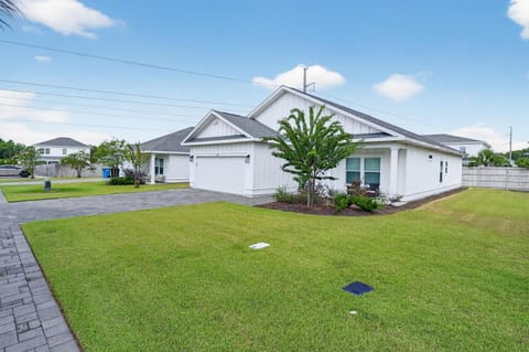 New Construction - West End PCB - Gated Neighborhood - FLPCB63 House in Laguna Beach