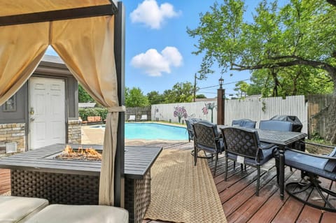 Patio, Garden, Seating area