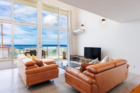 Living room, Sea view