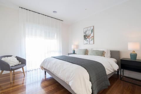 Bed, Other, Bedroom