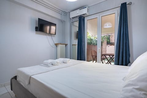 Petralona Hideaway - Comfort for 4 by ΜΡS Apartment in Athens