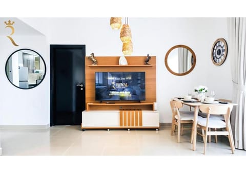 TV and multimedia, Dining area