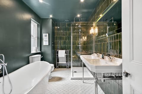 Central Belfast Apartments Lancefield Manor Apartment in Belfast