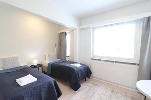 Bed, Photo of the whole room, towels