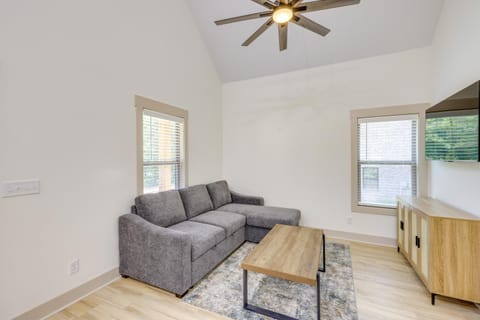 Walk to Sports Complex Home in Millbrook! House in Millbrook