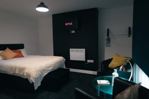 Credit Corner Studio Apartment in Stourbridge