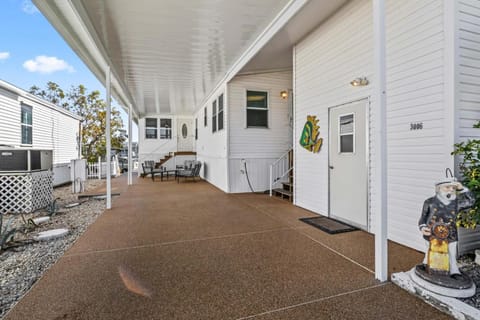 Property building, Patio