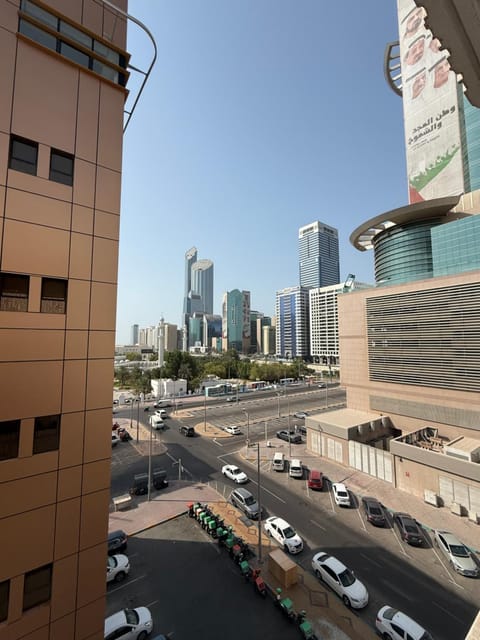 City view, Street view