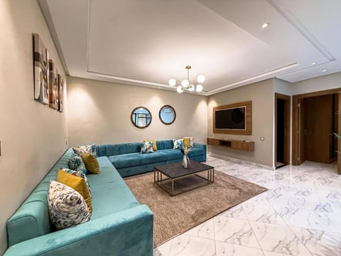 Communal lounge/ TV room, TV and multimedia, Living room, Photo of the whole room
