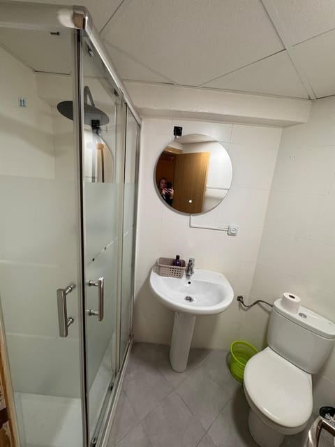 Elegant central apartment with patio Apartment in Alicante