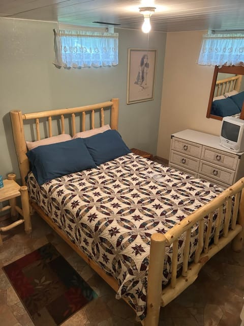 Omro Riverfront House in Wisconsin