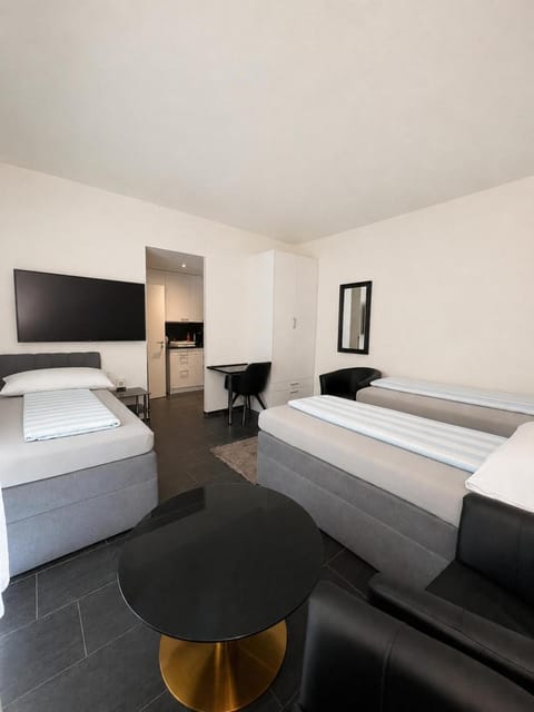 TV and multimedia, Living room, Dining area, Bedroom