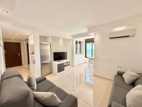 TV and multimedia, Living room, air conditioner