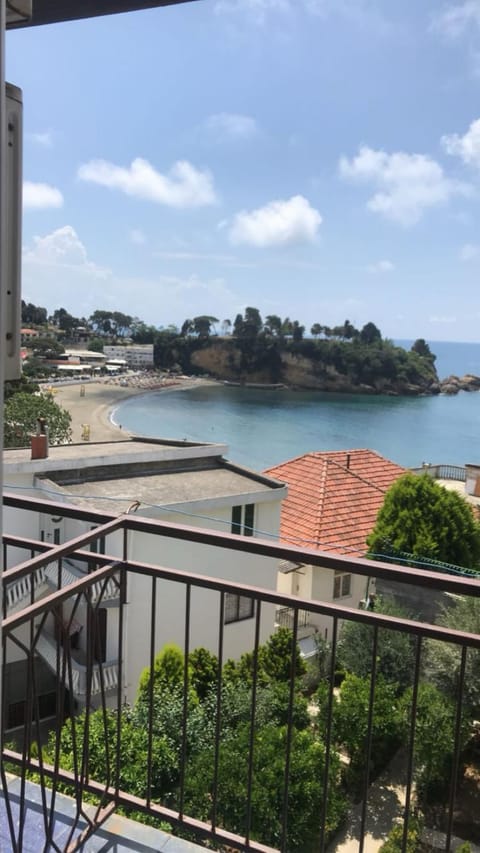 Sun & Sea Apartment in Ulcinj