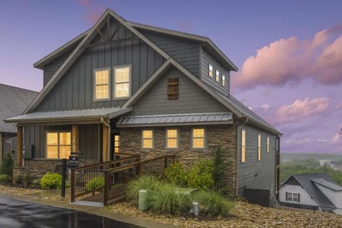 Stillwater - Sleeps 26 - Lake View - Indoor Pool House in Branson