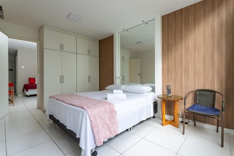 Bed, Living room, Photo of the whole room, Seating area, wardrobe