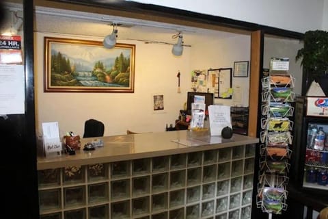 Travelers Inn & Suites Hotel in Craig