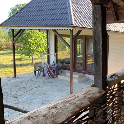 Property building, Patio, Garden