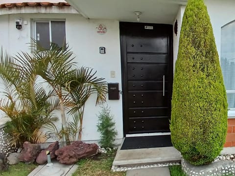 Casa de descanso, negocios, nin̈os, mascota, facturamos House in State of Mexico