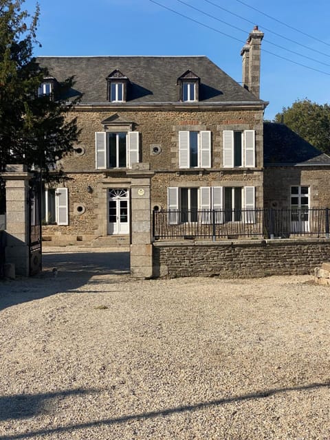 Château de la Robinière 2 a 20 personnes House in Normandy