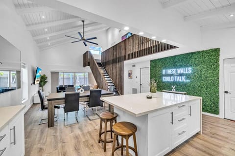 Amazing Tropical Pool House Delray Near Ocean House in Delray Beach