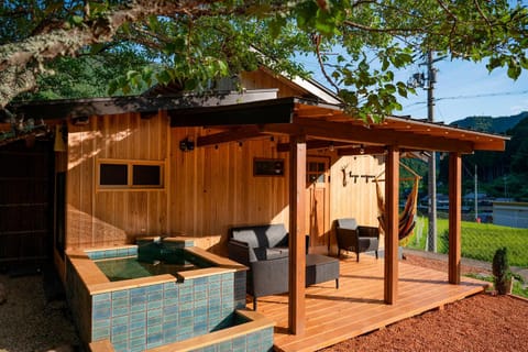Property building, Patio, Day, Natural landscape, Mountain view