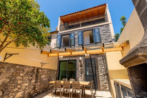 Patio, Balcony/Terrace