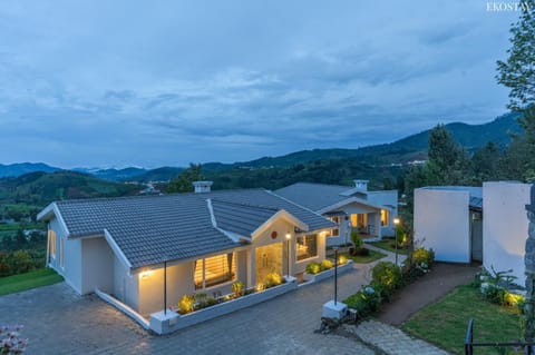 Property building, Natural landscape, Mountain view