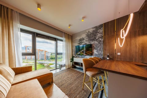 Communal lounge/ TV room, TV and multimedia, Living room, Seating area, Evening entertainment