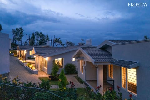 Property building, Night