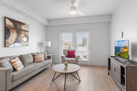 Luxury Home W Pool & Gym Mins To Baylor Hospital Apartment in Marble Falls