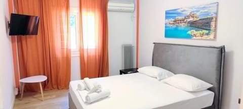 Family apartment in Acropolis with roof garden Apartment in Athens