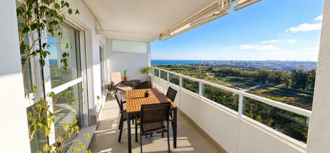 Balcony/Terrace, City view, Sea view