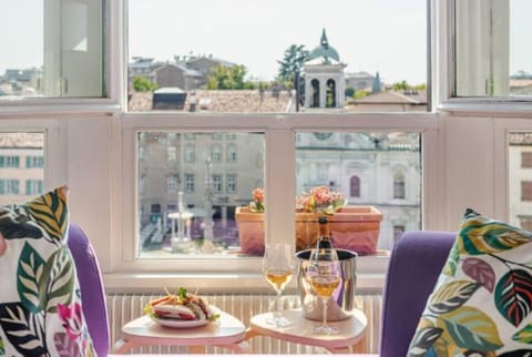 Piazza San Giacomo - Attico su due livelli Apartment in Friuli-Venezia Giulia