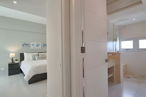 Toilet, Bedroom