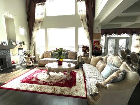 Communal lounge/ TV room, Living room